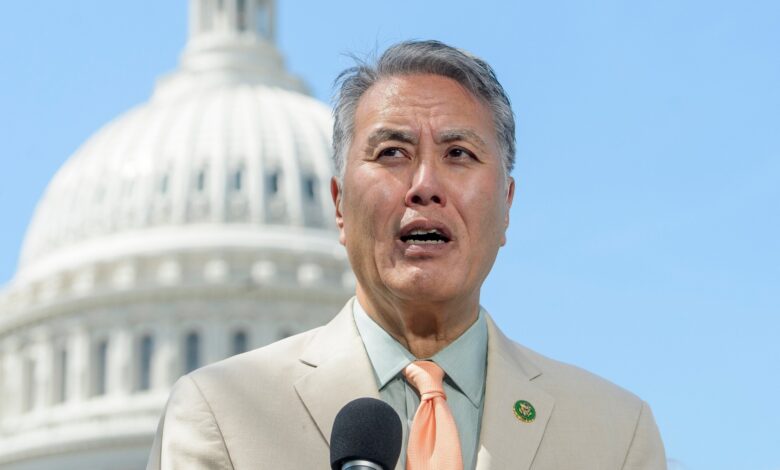Takano links WWII camps to today’s immigration raids