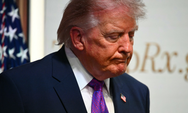 Trump’s approval hits record low as economy fears spread