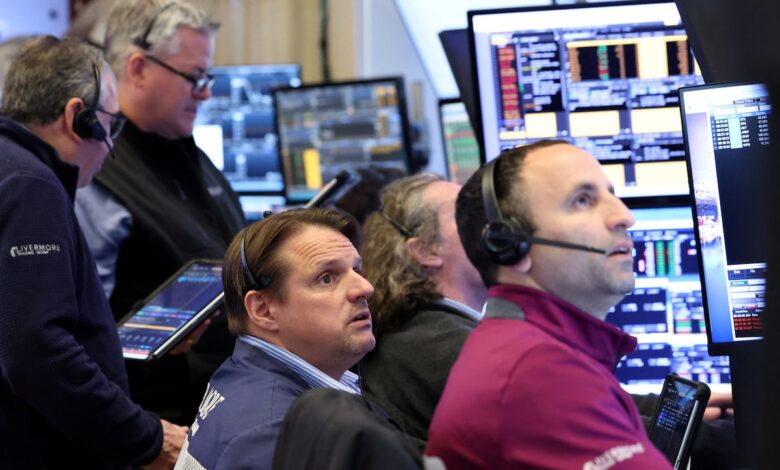 Market Factors: Sell oil, buy tech?