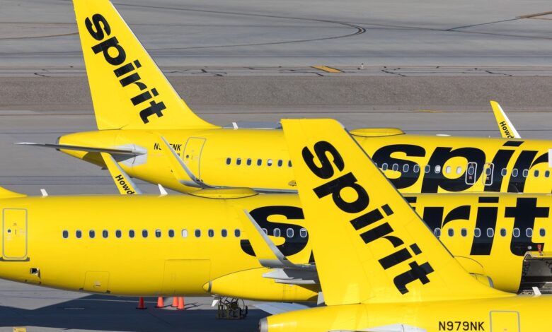 Spirit shutdown fears spark airline rescue-fare moves