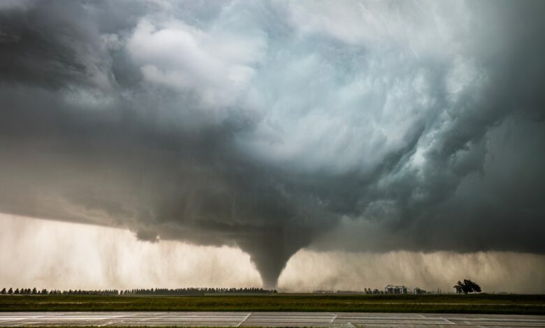 Multi-day tornado outbreak warning as millions face risk Multi-day tornado outbreak warning as millions face risk