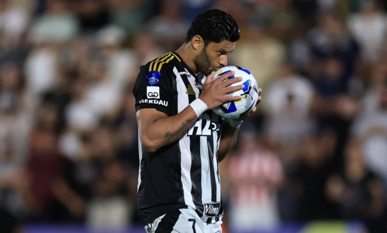 Atlético-MG anuncia rescisão de contrato de Hulk