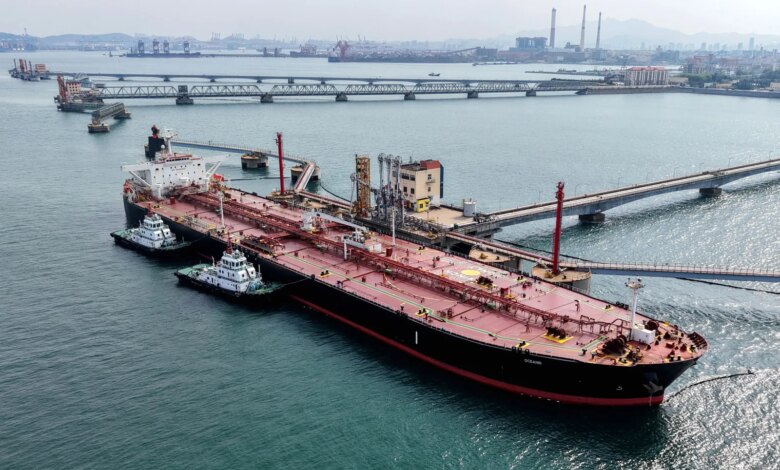 China fights back against US pressure on Iran