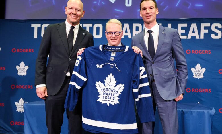 Reporter takes Maple Leafs to task over controversial John Chayka hire