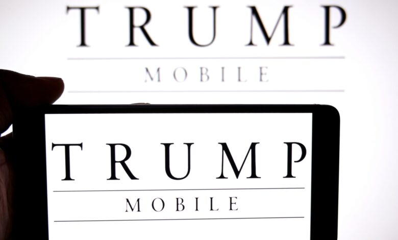 Trump’s T1 phones start shipping to customers after delays
