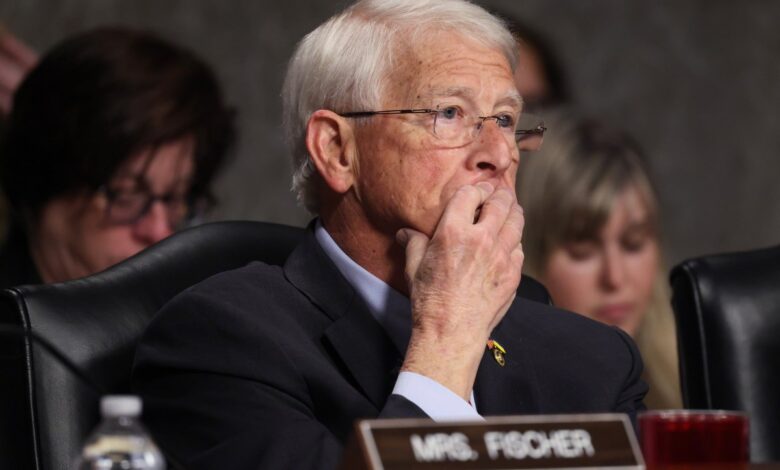 Wicker warns Trump over Iran war, urges “finish the destruction” Wicker warns Trump over Iran war, urges “finish the destruction”