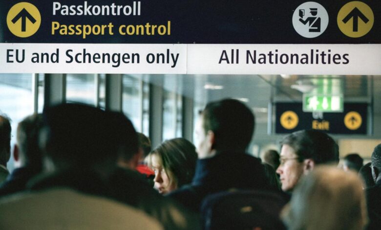 Americans face longer waits after EES fully launched
