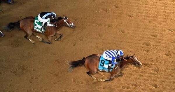 Always A Runner Claims Kentucky Oaks Victory