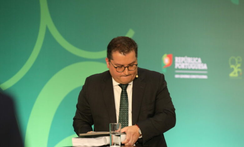 Governo revê em baixa crescimento do PIB para 2%