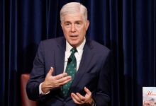 Gorsuch creedal nation tour faces right-wing backlash