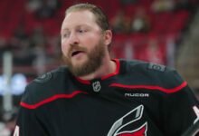 Deslauriers Focused as Hurricanes Face Flyers