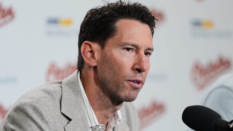 Red Sox chief rejects selloff as offense stalls Red Sox chief rejects selloff as offense stalls