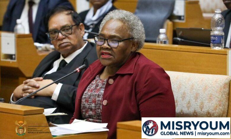 Oliphant hits back at Tolashe as dismissal diversion claim grows Oliphant hits back at Tolashe as dismissal diversion claim grows