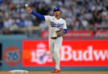 Dodgers Re-Sign Santiago Espinal After IL Shakeup