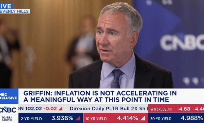 Ken Griffin Throws in the Towel on Republicans Holding House
