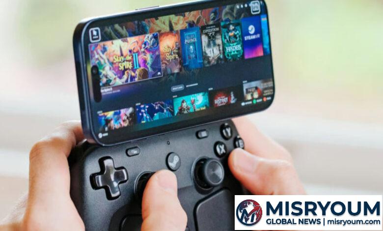 Steam Controller Basegrip turns your phone into a portable setup Steam Controller Basegrip turns your phone into a portable setup