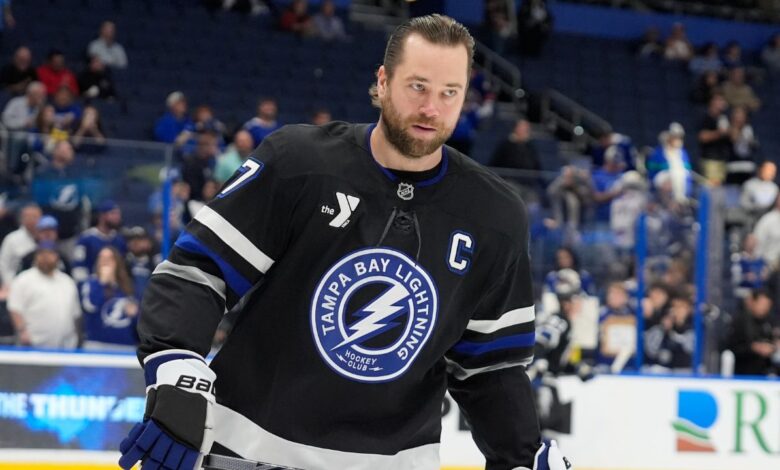 Lightning's Victor Hedman says he took leave to 'focus on mental health'