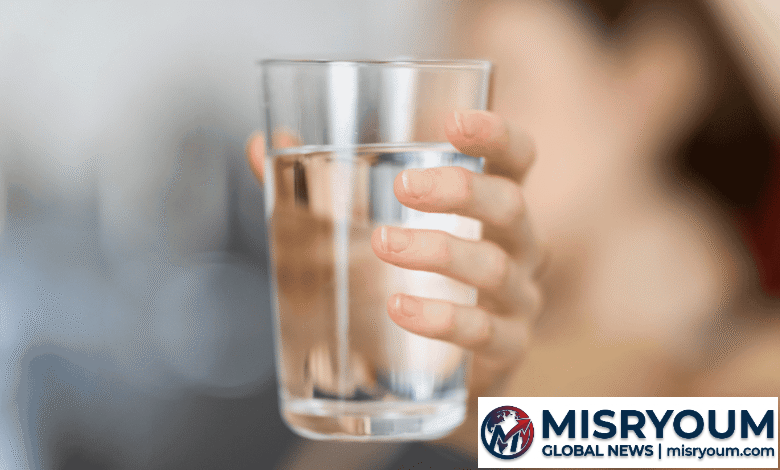 ¿Qué te quita más la sed: el agua o el refresco?