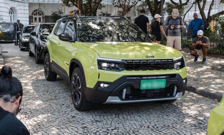 2026 Jeep Avenger facelift with illuminated grille unveiled