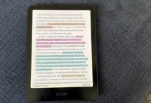 This e-reader lets you view in color, and it's $60 cheaper now