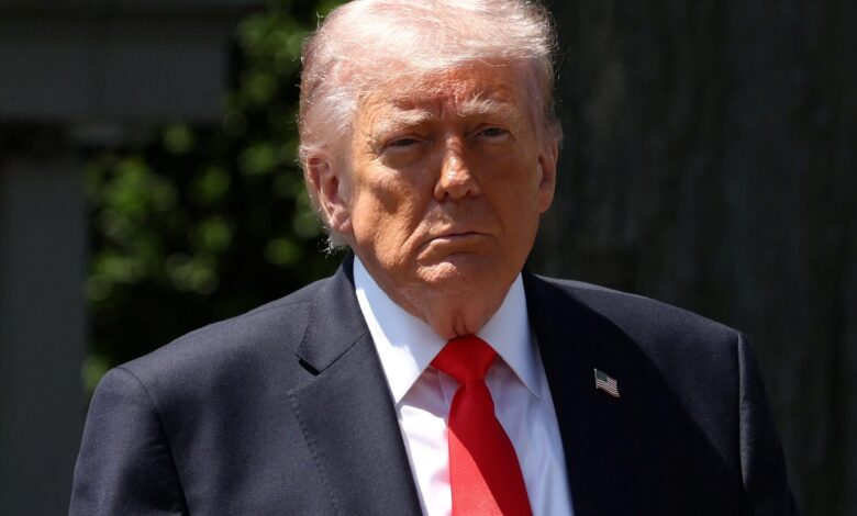 Trump Signals 25% Tariff on EU Cars and Trucks