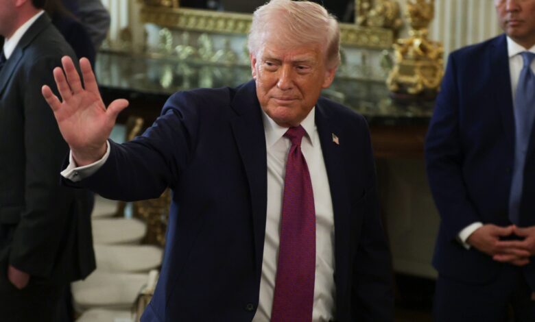 Trump is bleeding his 2024 voters, but not fast enough for the midterms