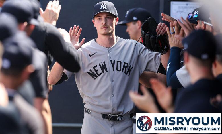 Max Fried hands out Yankees Mandalorian bobblehead Max Fried hands out Yankees Mandalorian bobblehead