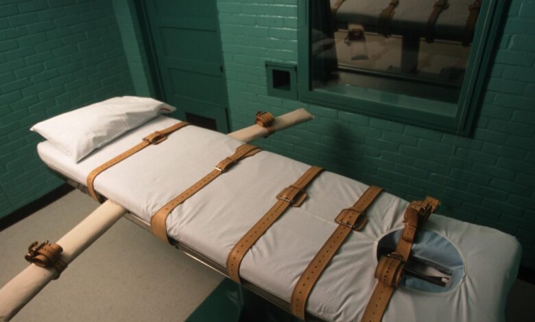 Supreme Court spares Alabama inmate by avoiding decision