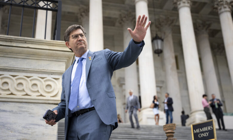 Centrist Democrats sharpen affordability message for midterms