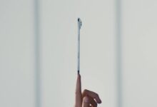 iPhone Air's Poor Sales Spook Rivals Into Ditching Ultra-Thin Phone Plans