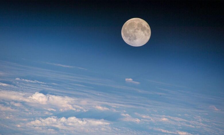 May 2026: Micromoon Blue Moon Pair Lights Up the Sky