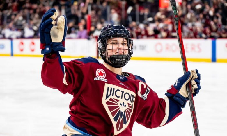 Marie-Philip Poulin scores in triple OT, Victoire tie series with Frost