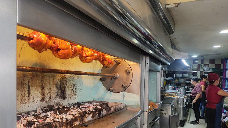 Precio del pollo asado: sube 8% y llega a Cúcuta a .856 Precio del pollo asado: sube 8% y llega a Cúcuta a .856