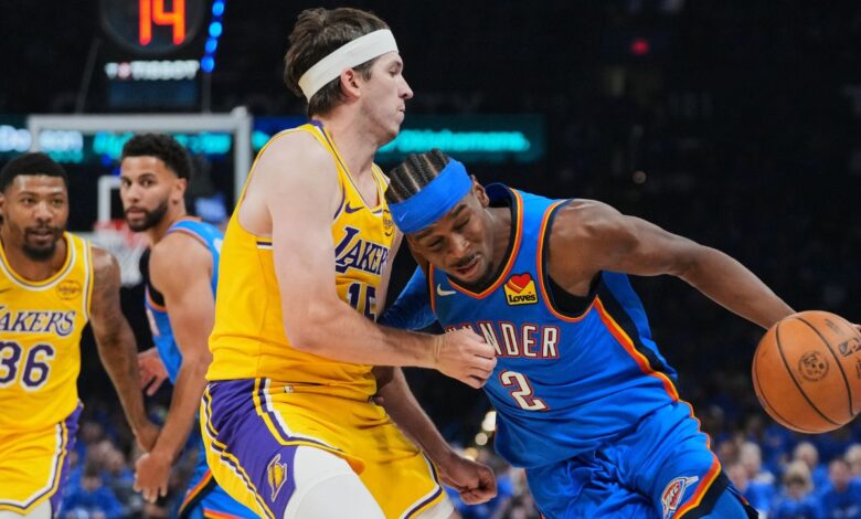 Thunder crush Lakers in series opener