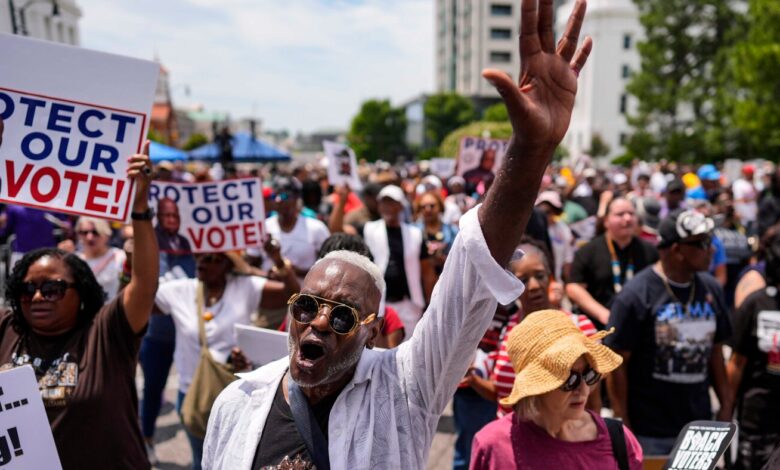 Voting rights buses reach Montgomery as Court rolls back