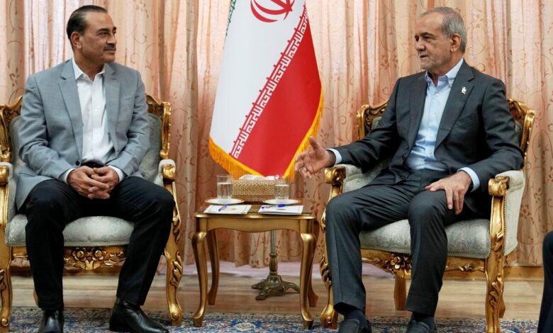 Trump touts Iran breakthrough as Strait details stay foggy Trump touts Iran breakthrough as Strait details stay foggy