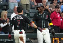 Marte’s 9th-inning blast stuns Giants 5-3