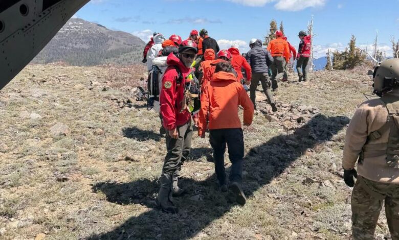 Hundreds press expanding search for missing Lake Tahoe hiker Hundreds press expanding search for missing Lake Tahoe hiker