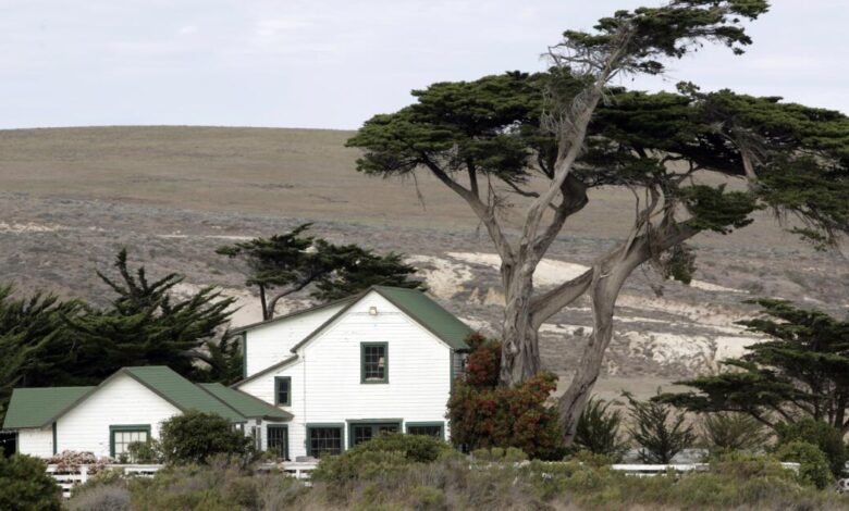 Fire tearing through Santa Rosa Island reaches Torrey pines Fire tearing through Santa Rosa Island reaches Torrey pines