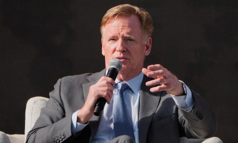 Florida Attorney General Presses NFL on Rooney Rule