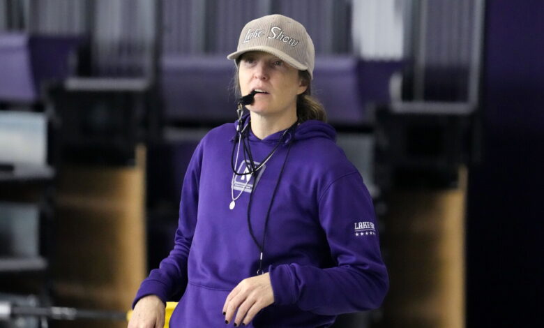 Northwestern shocks UNC late to claim ninth title Northwestern shocks UNC late to claim ninth title