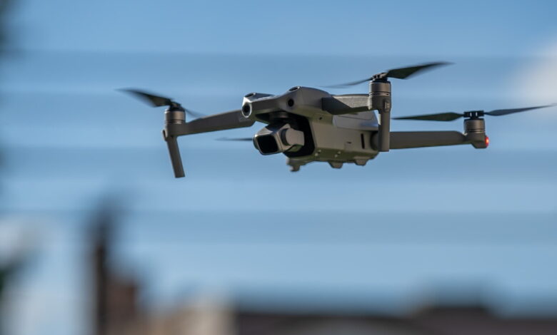 Chicago’s Drone Boom Outruns Rules, Raising Public Risk