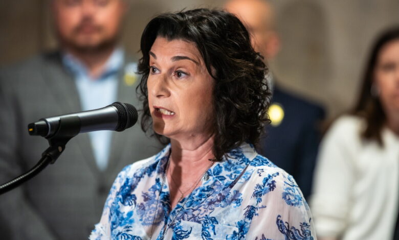 Mayor Johnson’s hate-crime plan angers Jewish leaders Mayor Johnson’s hate-crime plan angers Jewish leaders