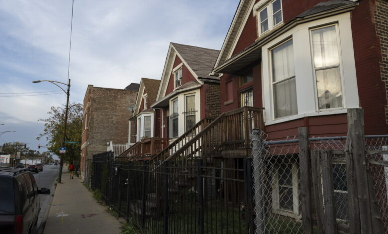 Illinois lawmakers pass bill to protect surplus equity