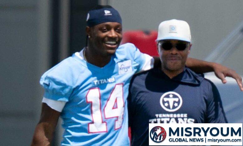 Carnell Tate settles for No. 14 with Titans Carnell Tate settles for No. 14 with Titans