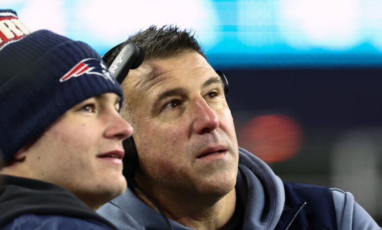 Drake Maye backs Mike Vrabel amid Patriots controversy