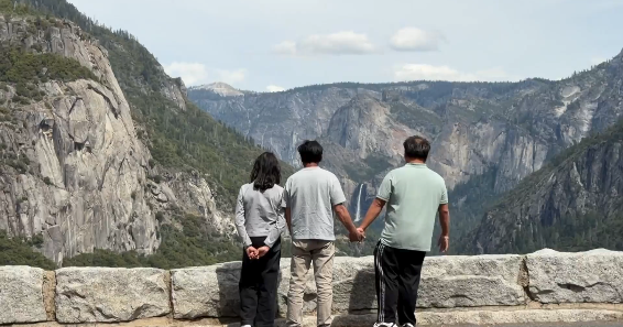 Yosemite keeps open access as timed reservation ends Yosemite keeps open access as timed reservation ends