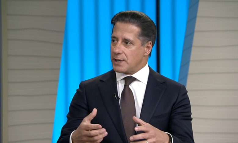 LAUSD Superintendent Alberto Carvalho resigns after FBI probe