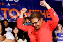 California Democrats advance, but change still stalls