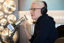 Anderson Cooper Laughs at Trump’s “T1” Phone Claim